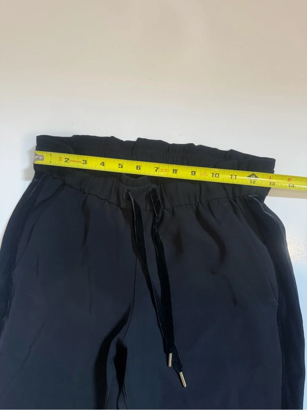 Lululemon On the Fly Jogger Velvet Trim 6